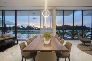 DiningRoom